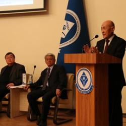 Форум на тему «Конституционное развитие суверенного Кыргызстана»