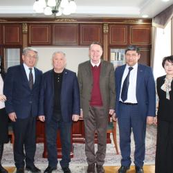 Руководство АГУПКР и руководитель проекта ФХЗ в Центральной Азии посетили филиал Академии в г. Ош